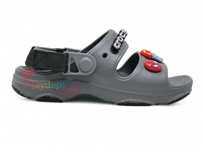 Sandal bé trai bé gái Crocs Classic All-Terrain hai quai (Xám)