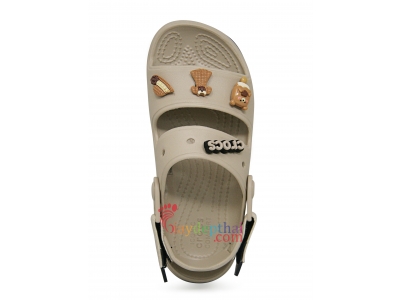 Sandal bé trai bé gái Crocs Classic All-Terrain hai quai (Kem)